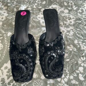 Chico’s NWT Black Velvet Paisley Sequined  Kitten Heel Mule Women’s Size 7